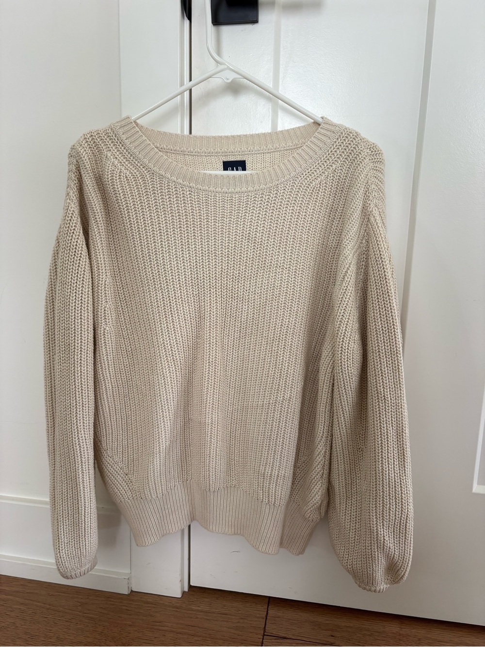 GAP Beige Ribbed Crewneck Chunky Knit Sweater